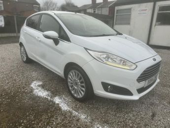 FORD FIESTA 1.0 T EcoBoost Titanium