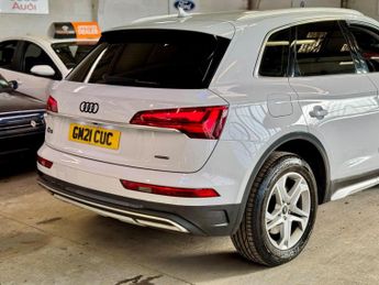 AUDI Q5 2.0 TDI 40 Sport S Tronic quattro Euro 6 (s/s) 5dr