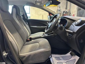 RENAULT ZOE R110 52kWh Iconic Auto 5dr (i, Rapid Charge)