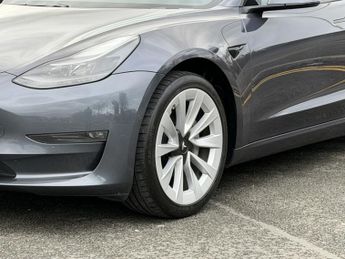 TESLA MODEL 3 (Dual Motor) Long Range