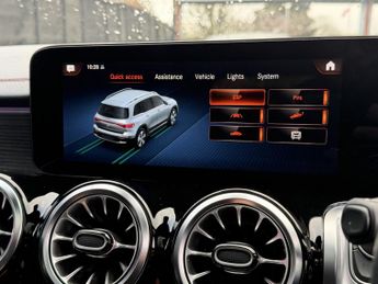 MERCEDES-BENZ EQB EQB 350 66.5kWh AMG Line
