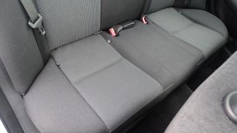 MERCEDES-BENZ C CLASS 2.1 C220 CDI BlueEfficiency SE Edition 125