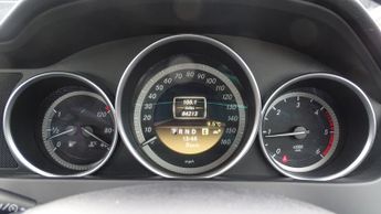 MERCEDES-BENZ C CLASS 2.1 C220 CDI BlueEfficiency SE Edition 125