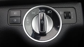 MERCEDES-BENZ C CLASS 2.1 C220 CDI BlueEfficiency SE Edition 125