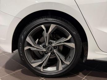 AUDI A3 1.0 TFSI 30 S line Sportback S Tronic Euro 6 (s/s) 5dr