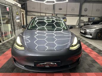 TESLA MODEL 3 (Dual Motor) Long Range