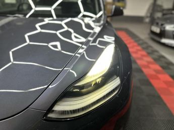 TESLA MODEL 3 (Dual Motor) Long Range