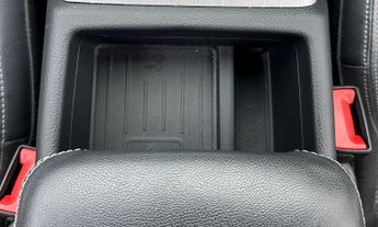 AUDI A4 AVANT 2.0 TDI 40 S line S Tronic Euro 6 (s/s) 5dr