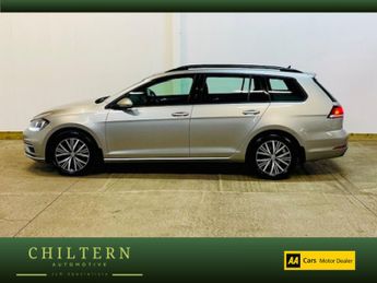 VOLKSWAGEN GOLF 1.5 TSI EVO SE Nav