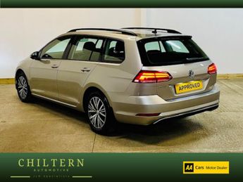 VOLKSWAGEN GOLF 1.5 TSI EVO SE Nav