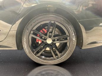 AUDI A6 AVANT 2.0 TDI ultra S line