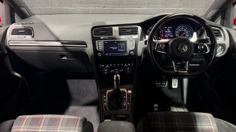 VOLKSWAGEN GOLF 2.0 TSI BlueMotion Tech GTI
