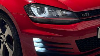 VOLKSWAGEN GOLF 2.0 TSI BlueMotion Tech GTI