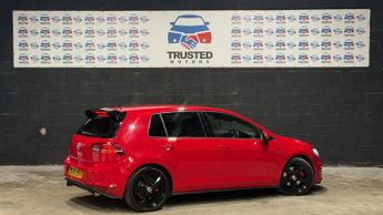 VOLKSWAGEN GOLF 2.0 TSI BlueMotion Tech GTI