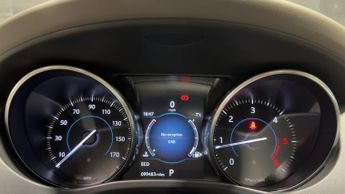 JAGUAR F-PACE 2.0 D180 Portfolio