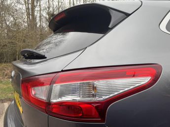 NISSAN QASHQAI 1.2 DIG-T n-tec+