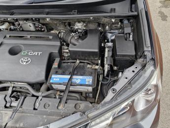 TOYOTA RAV4 2.2 D-CAT Icon