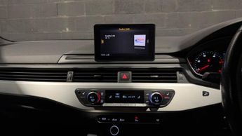 AUDI A4 2.0 TDI S line