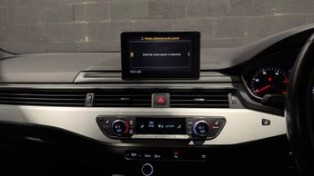 AUDI A4 2.0 TDI S line