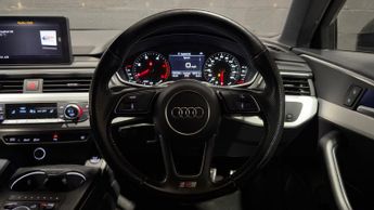 AUDI A4 2.0 TDI S line