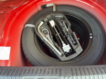 VOLKSWAGEN POLO 1.2 TSI BlueMotion Tech SE