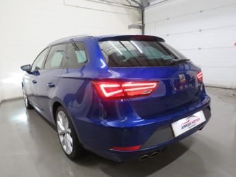SEAT LEON 2.0 TDI FR Technology ST DSG Euro 6 (s/s) 5dr