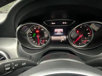 MERCEDES-BENZ CLA 2.1 CLA200d AMG Line Shooting Brake 7G-DCT Euro 6 (s/s) 5dr