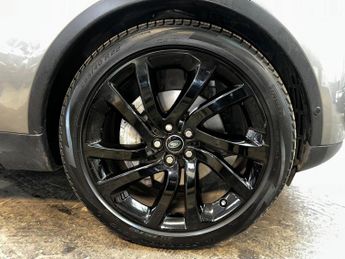 LAND ROVER DISCOVERY 3.0 SD V6 HSE Luxury Auto 4WD Euro 6 (s/s) 5dr