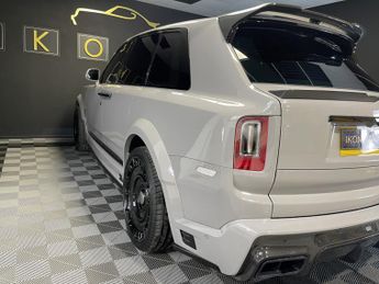 ROLLS-ROYCE CULLINAN 6.8 V12 Black Badge