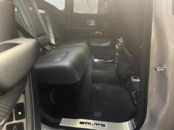 ROLLS-ROYCE CULLINAN 6.8 V12 Black Badge