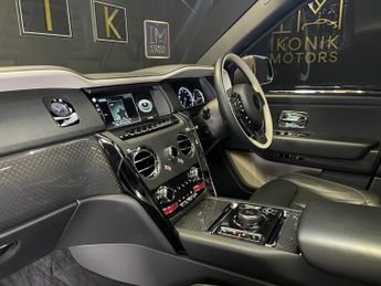 ROLLS-ROYCE CULLINAN 6.8 V12 Black Badge