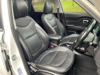 KIA SOUL 1.6 CRDi Maxx Euro 6 5dr