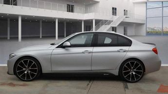 BMW 3 SERIES 3.0 330d M Sport Auto Euro 5 (s/s) 4dr