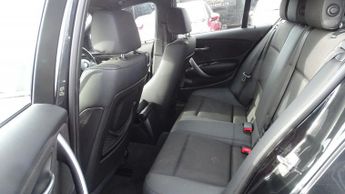 BMW 1 SERIES 2.0 118d M Sport 5 door