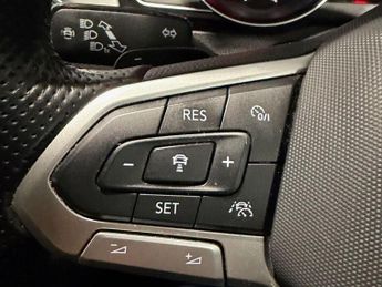 VOLKSWAGEN PASSAT 1.4 TSI 13kWh GTE DSG Euro 6 (s/s) 5dr