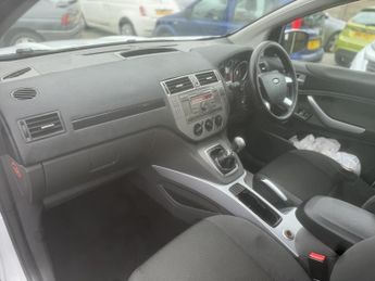 FORD KUGA 2.0 TDCi Zetec