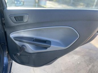 FORD FIESTA 1.4 Zetec