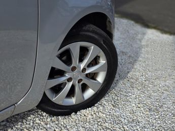 VAUXHALL AGILA 1.2 VVT SE