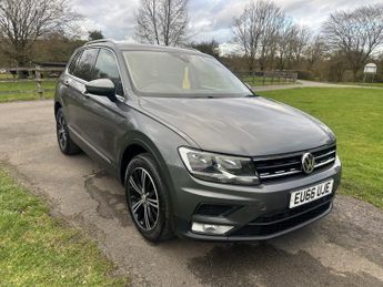 Volkswagen Tiguan 2.0 TDI BlueMotion Tech SE Navigation