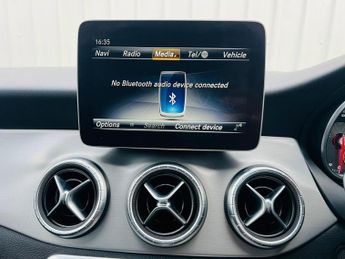 MERCEDES-BENZ CLA 2.1 CLA220d AMG Line Night Edition Coupe 7G-DCT Euro 6 (s/s) 4dr