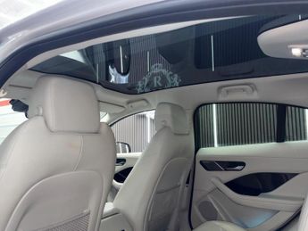 JAGUAR I-Pace 400 90kWh SE Auto 4WD 5dr