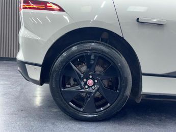 JAGUAR I-Pace 400 90kWh SE Auto 4WD 5dr