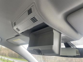 VOLKSWAGEN GOLF 1.6 TDI BlueMotion Tech SE