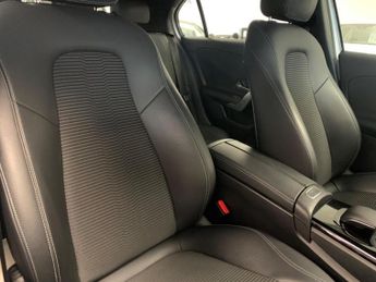 MERCEDES-BENZ A CLASS 1.3 A200 Sport (Executive) 7G-DCT Euro 6 (s/s) 5dr
