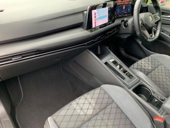 VOLKSWAGEN GOLF 1.5 eTSI MHEV R-Line DSG Euro 6 (s/s) 5dr