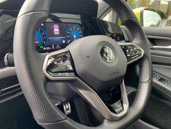 VOLKSWAGEN GOLF 1.5 eTSI MHEV R-Line DSG Euro 6 (s/s) 5dr