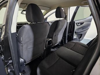 NISSAN QASHQAI 1.6 dCi N-Connecta XTRON 2WD Euro 6 (s/s) 5dr