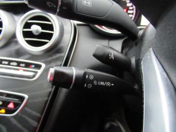 MERCEDES-BENZ C CLASS 2.1 C220d AMG Line (Premium) G-Tronic+ Euro 6 (s/s) 4dr