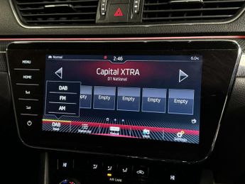 SKODA SUPERB 2.0 TDI SportLine