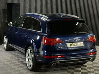 AUDI Q7 3.0 TDI V6 S line